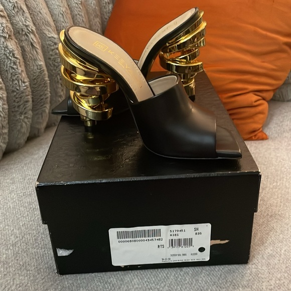 NIB , KEEYAHRI Black Calf leather Super Gorgeous  Heels  shoes size 36 ๐ธ - Picture 7 of 12